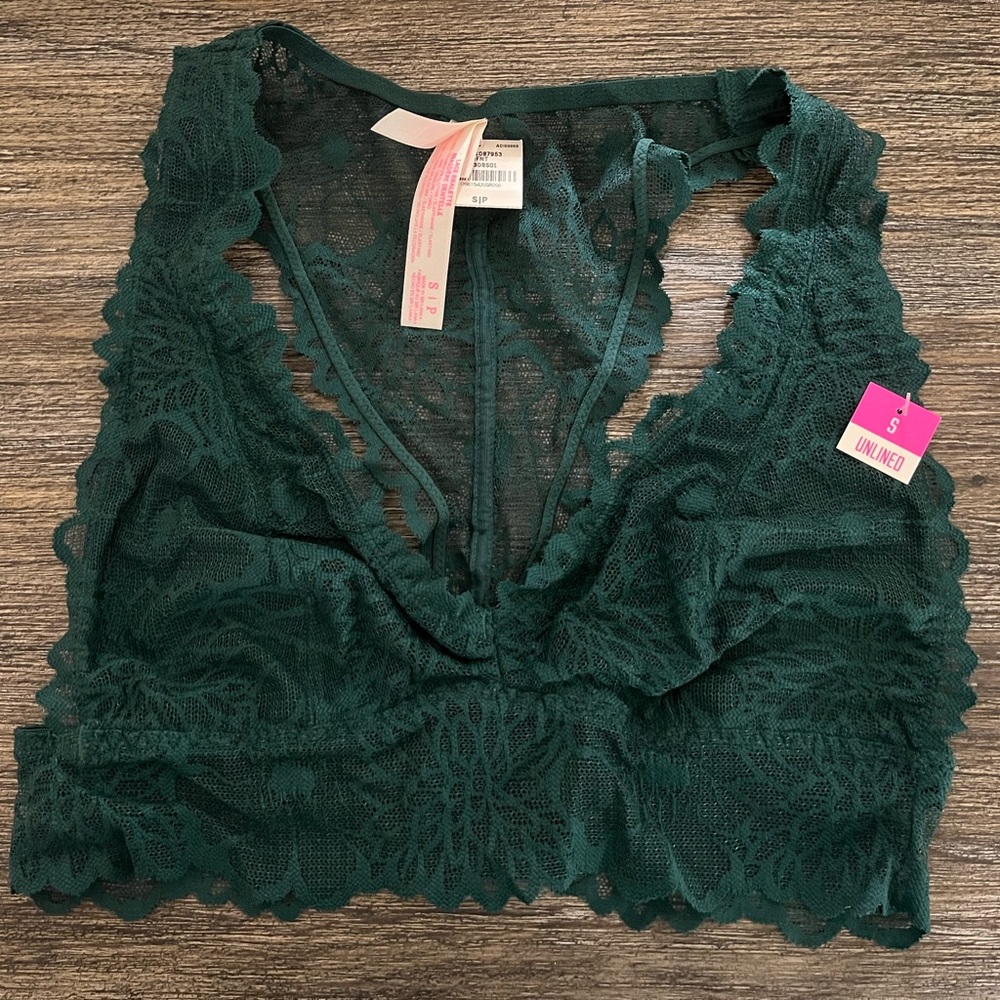 NWT! PINK Bralette, Size Small